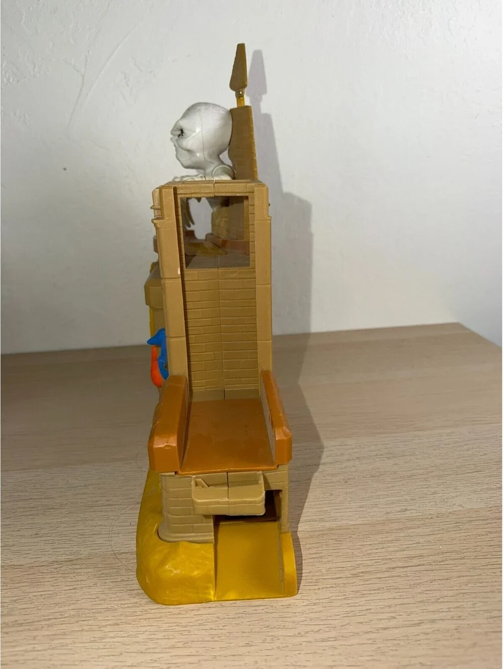Mighty Max Mummy Pyramid Playset 2003 Mattel J6586 Egyptian Temple Toy